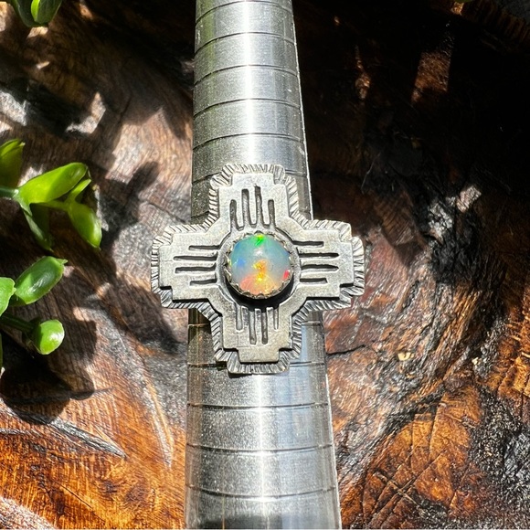 925 Sterling Silver & Ethiopian Opal Zia Ring Size 8 NEW - Picture 8 of 9